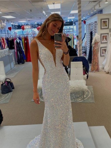 Sleeveless V-Neck Velvet Sequin Shown Color Sweep Train Prom Dresses London